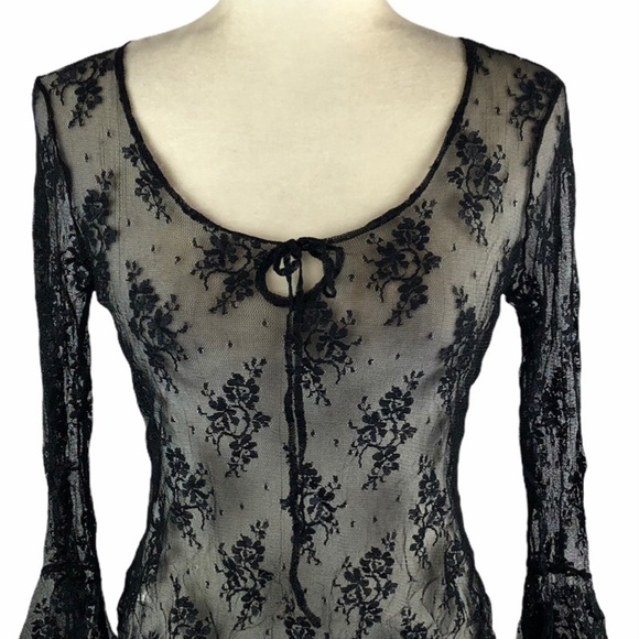 Hanky Panky Vintage 90s Black Lace Top - Picture 2 of 8